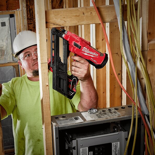 Milwaukee M18FFN-0CNZ 18V Li-ion Cordless FUEL 18 Gauge Framing Nailer - Skin Only - Image 7