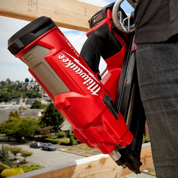 Milwaukee M18FFN-0CNZ 18V Li-ion Cordless FUEL 18 Gauge Framing Nailer - Skin Only - Image 4